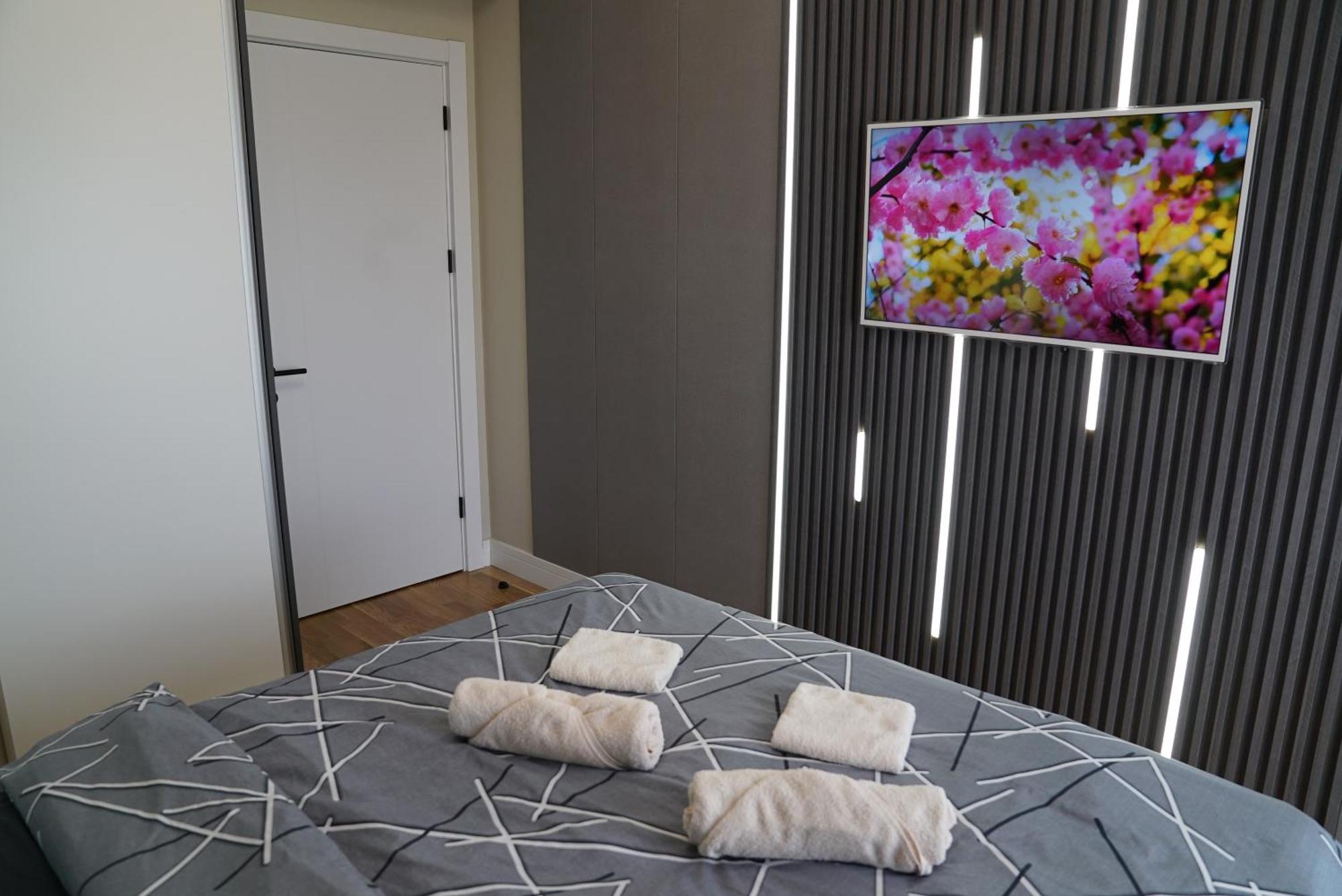 Diamond 72 Apartment , Skopje City - Center, Diamond Residences, Free Parking 外观 照片