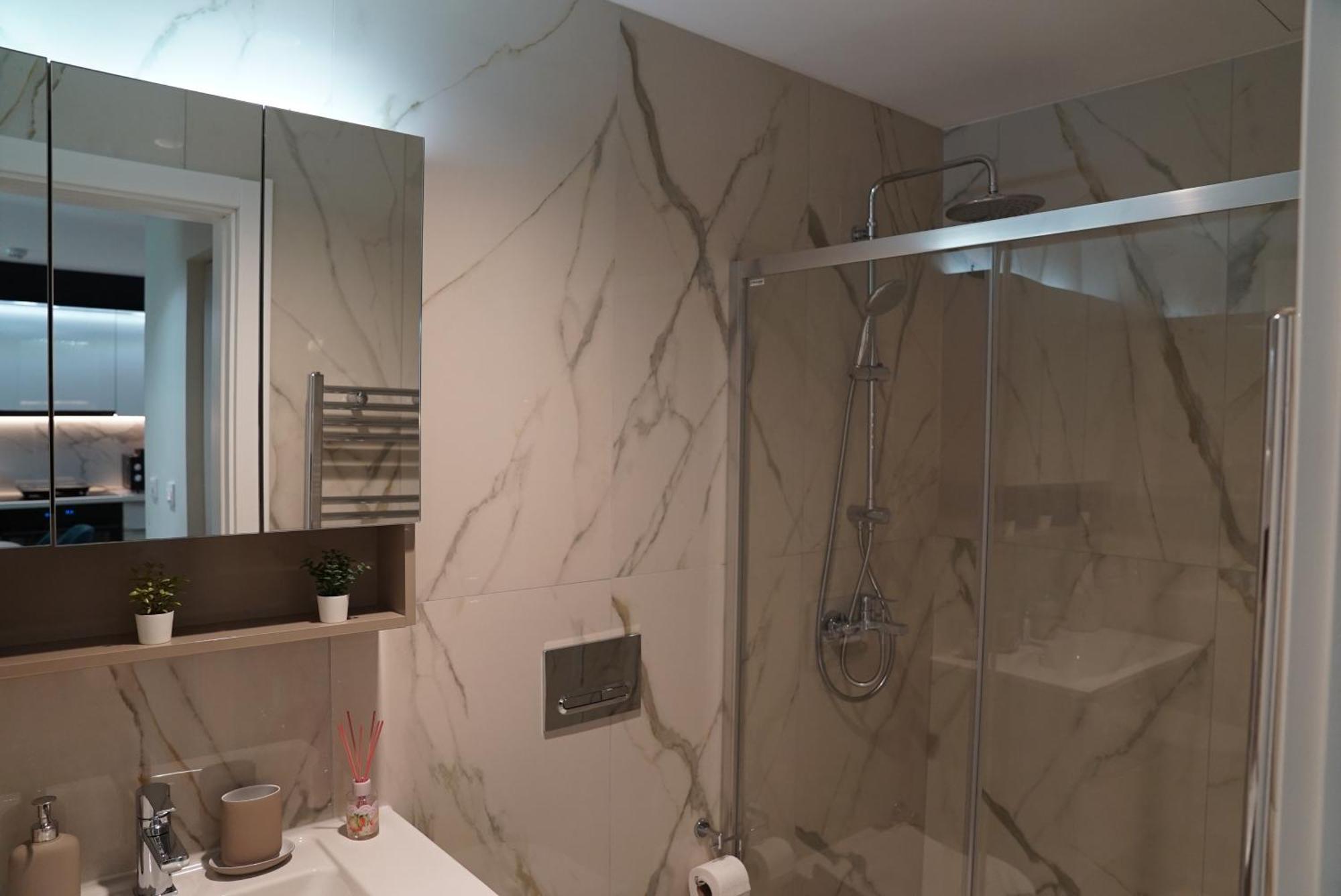 Diamond 72 Apartment , Skopje City - Center, Diamond Residences, Free Parking 外观 照片